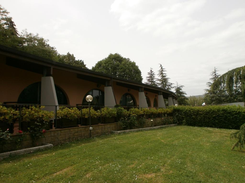 Camping Village Il Poggetto Troghi Exterior foto