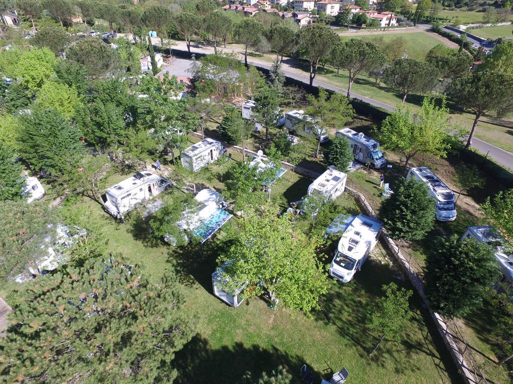 Camping Village Il Poggetto Troghi Exterior foto